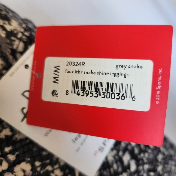 New Spanx Faux Leather Grey Snake Shine Leggings Size M - Picture 6 of 8